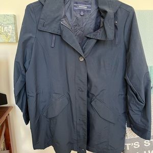 Lands End Navy spring rain jacket